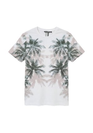 T-shirt blanc manches courtes avec un imprimé miroir de palmier dans des tons de vert et beige sur le devant et les manches.