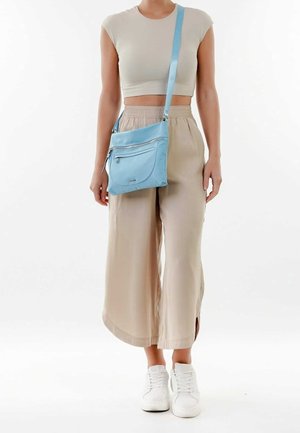Tamaris, Sac bandoulière - light blue