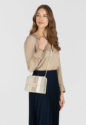 Seidenfelt HULU ROROS - Sac bandoulière - natural shades
