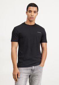 Calvin Klein MICRO LOGO 2 PACK  - Paprasti marškinėliai - black/tawny port