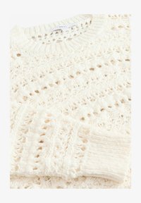 Ausgewählt, white ecru