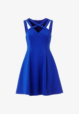 Niebieska sukienka bez rękawów z dopasowanym gorsetem, dekoltem w kształcie litery V oraz rozkloszowanym dołem. Posiada skrzyżowane ramiączka i gładką fakturę.