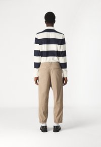 DRYKORN LIROG - Chinos - brown
