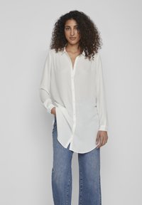 VILUCY NOOS - Skjorta - white