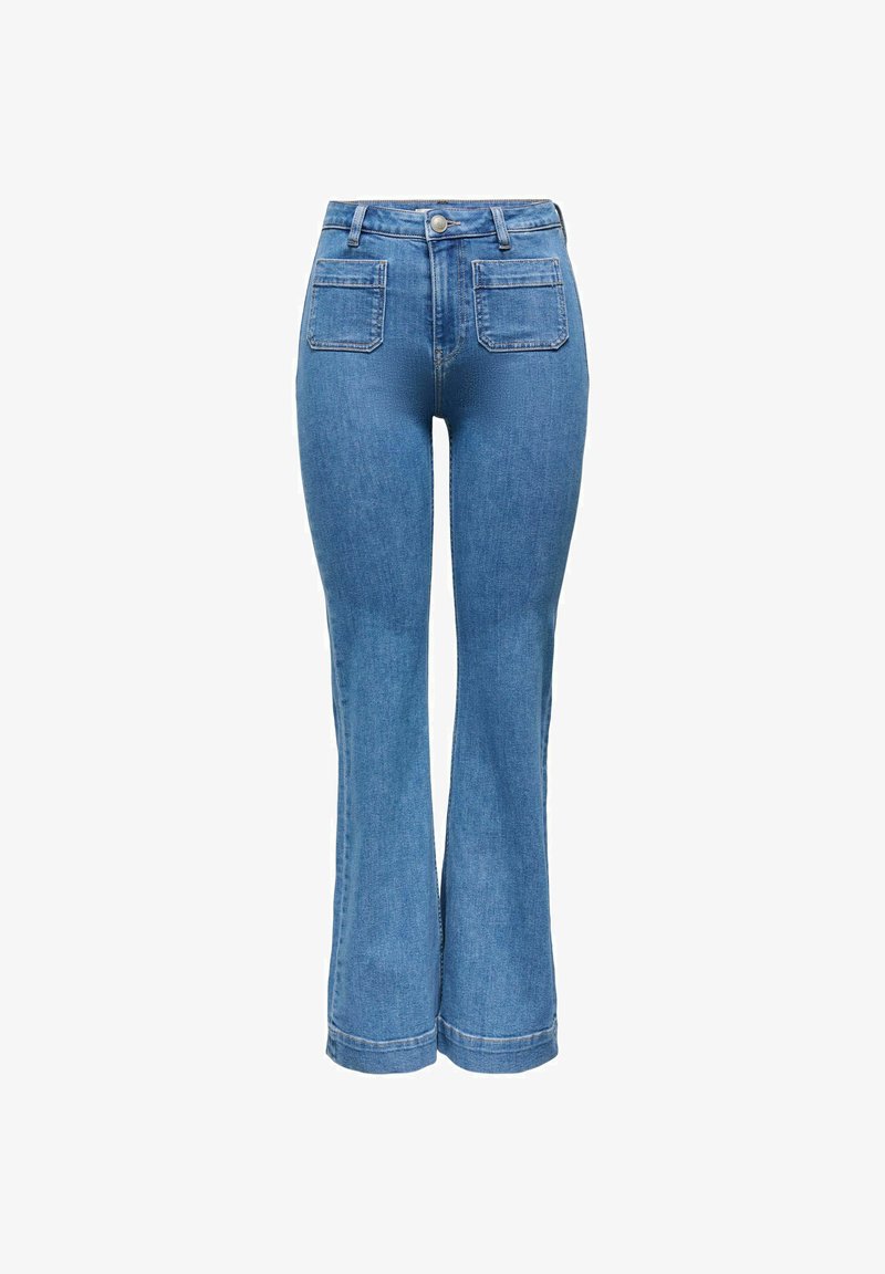 Jean en denim bleu taille haute avec poches plaquées à l'avant, fermeture par bouton et fermeture éclair, et légère évasée en bas.