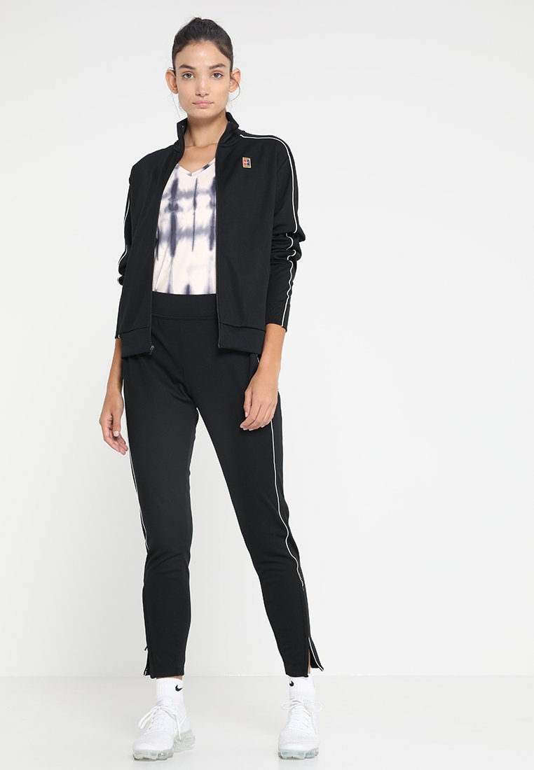 nike performance warm up