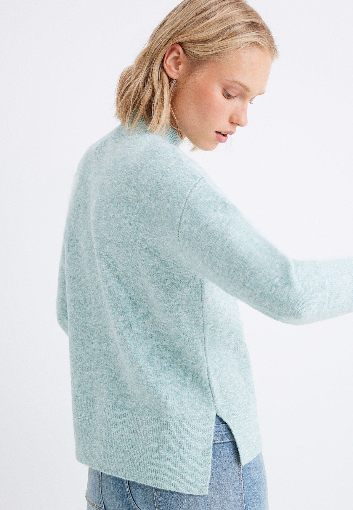 Tricot Femme Springfield – Manches Courtes, Imprimé Papillon – Matière Douce, Qualité Urbaine
