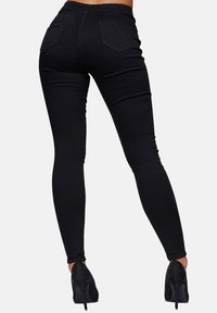 Elara HIGHWAIST  - Vaqueros pitillo - schwarz