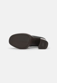 Tamaris Platform heels - mocca