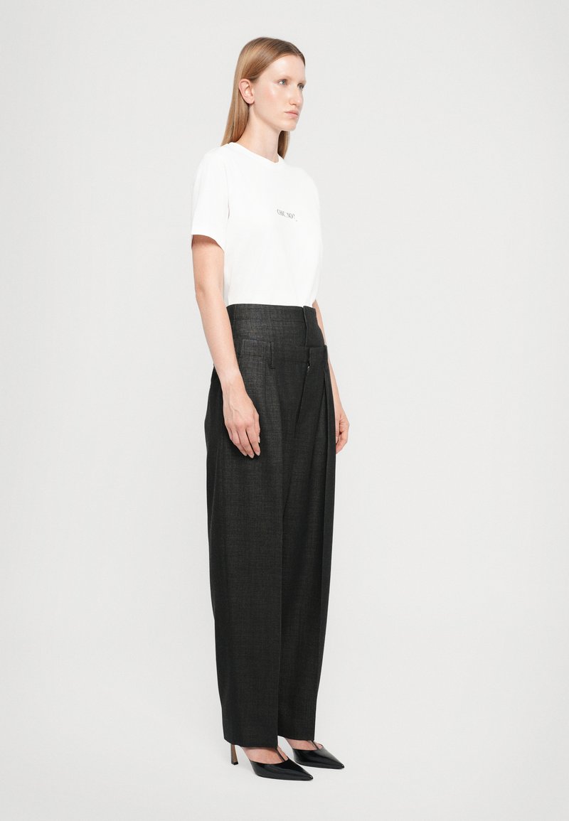Victoria Beckham DOUBLE WAISTBAND DETAIL TROUSER - Pantalon classique - black