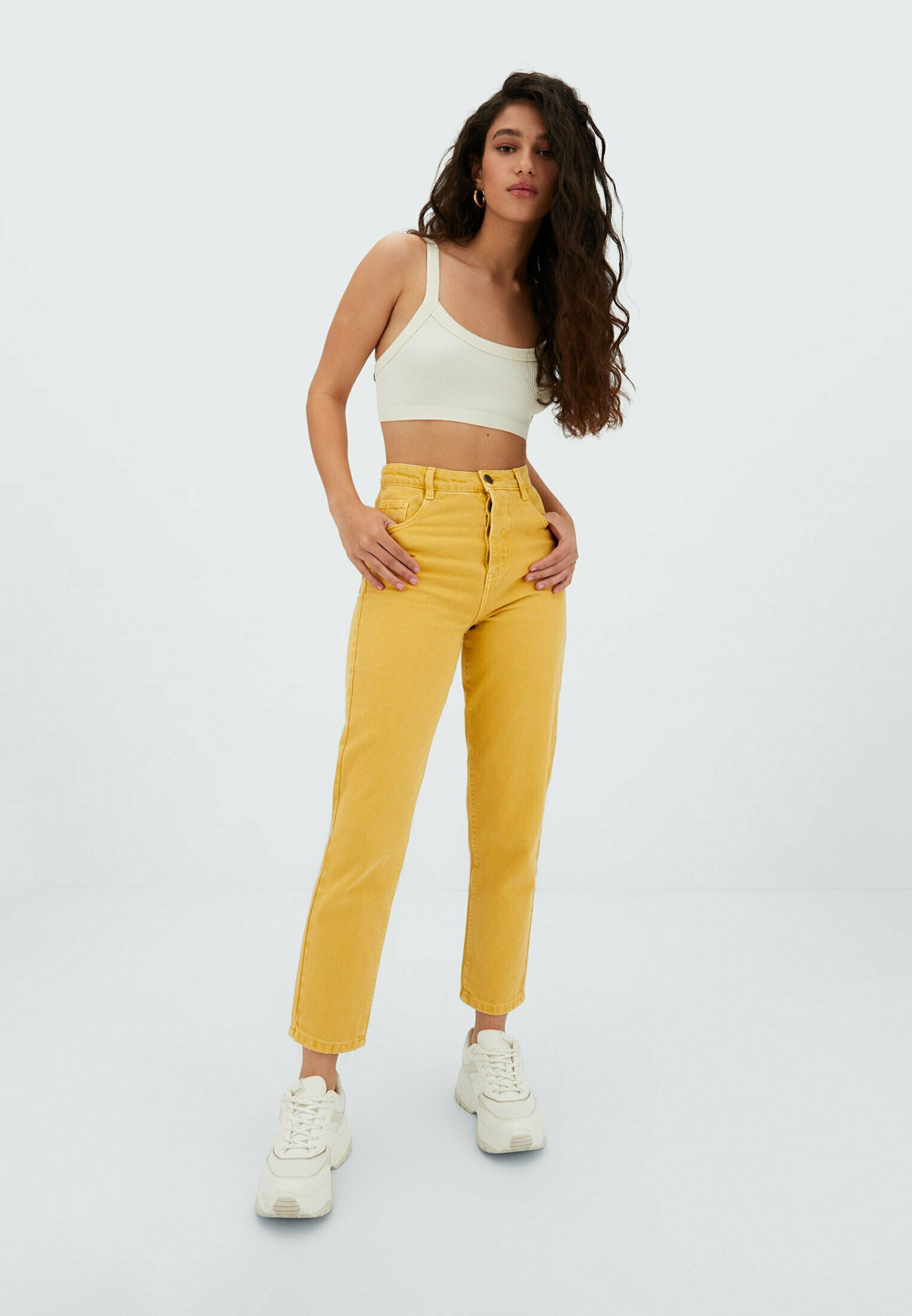 Stradivarius HOSE IM MOM - Slim fit 
