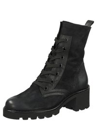 Černé kotníkové boty vyrobené z nubuku a kůže, s kulatou špičkou, šněrováním vpředu, robustním podpatkem a drsnou podrážkou.