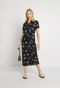 Vero Moda VMSIMPLY  - Vestido camiseiro - black