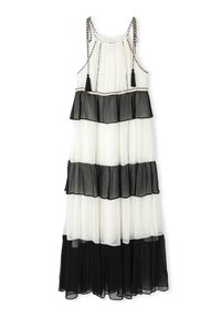 Maxikleid mit schwarz-weißen, schichtweisen Rüschen, das eine durchsichtige Textur, verstellbare Schnüre und Quastenakzente aufweist.