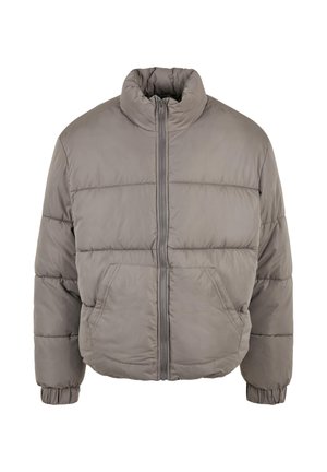 Padded szara kurtka bombowca z wysokim kołnierzem, zapięciem na zamek z przodu i elastycznymi mankietami. Dwie przednie kieszenie i pikowane sekcje dla tekstury.