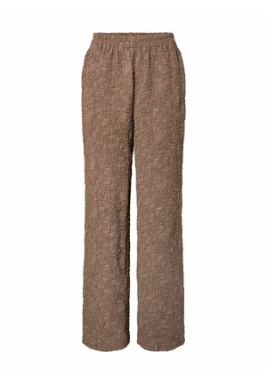 Pantalons larges texturés de couleur marron avec une taille élastique et un motif légèrement froissé, fabriqués en tissu léger.