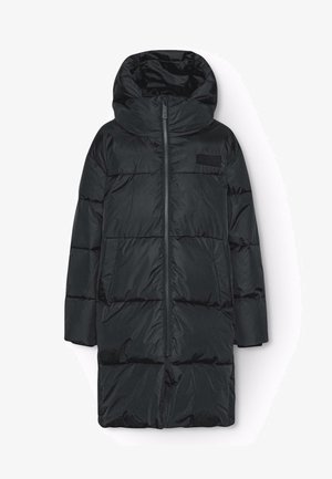 Schwarze Daunenjacke mit Kapuze, mit horizontalem Steppmuster, Frontreißverschluss und zwei Seitentaschen. Aus einem glatten, glänzenden Material gefertigt.