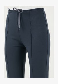 Nepasirinkta, smoked