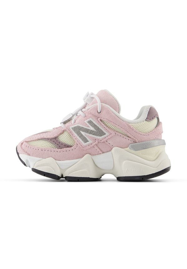 9060 UNISEX - Încălțăminte pentru bebeluși - rose sugar / ice wine be