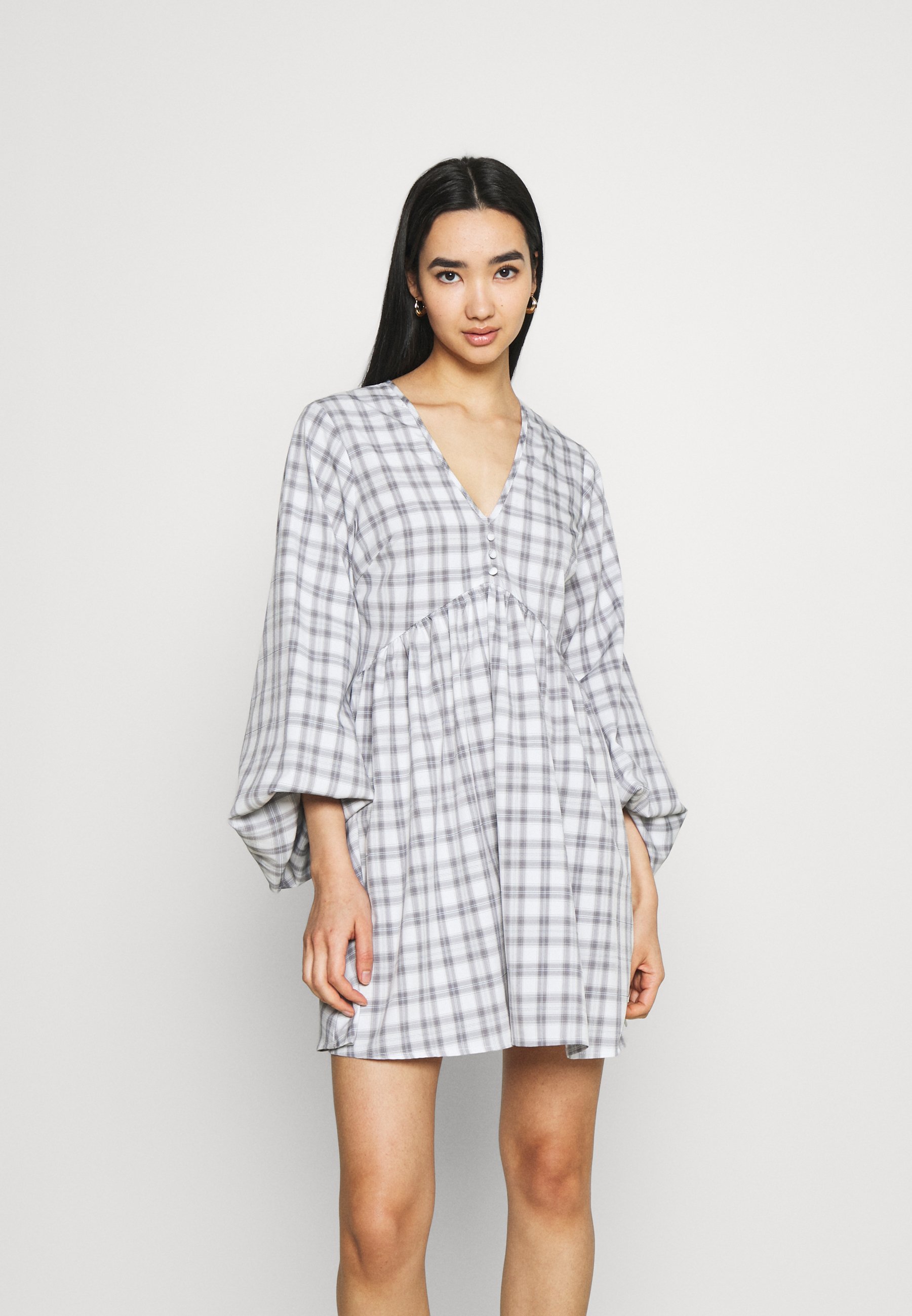 Missguided CHECK BALLOON SLEEVE SMOCK 