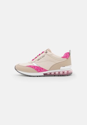 Sneakers - pink