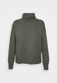 Olivgrüner Strickpullover mit hohem Rollkragen, gerippten Bündchen und Saum. Gefallene Schultern und eine lockere Passform erzeugen eine lässige Silhouette.
