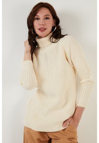 LELA REGULAR FIT - Pulover - light stone