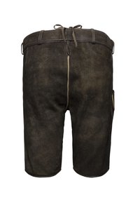 Pantalones cortos de cuero marrón con un acabado texturizado, que presentan un cinturon ajustable en la cintura, un bolsillo lateral y costuras decorativas en las costuras.