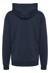 Tamnoplav ženski dukserica sa kapuljačom ima meku teksturu, duge rukave ter rebraste manžetne i donji rub. Zadnja strana je jednostavna, bez dodatnih detalja.