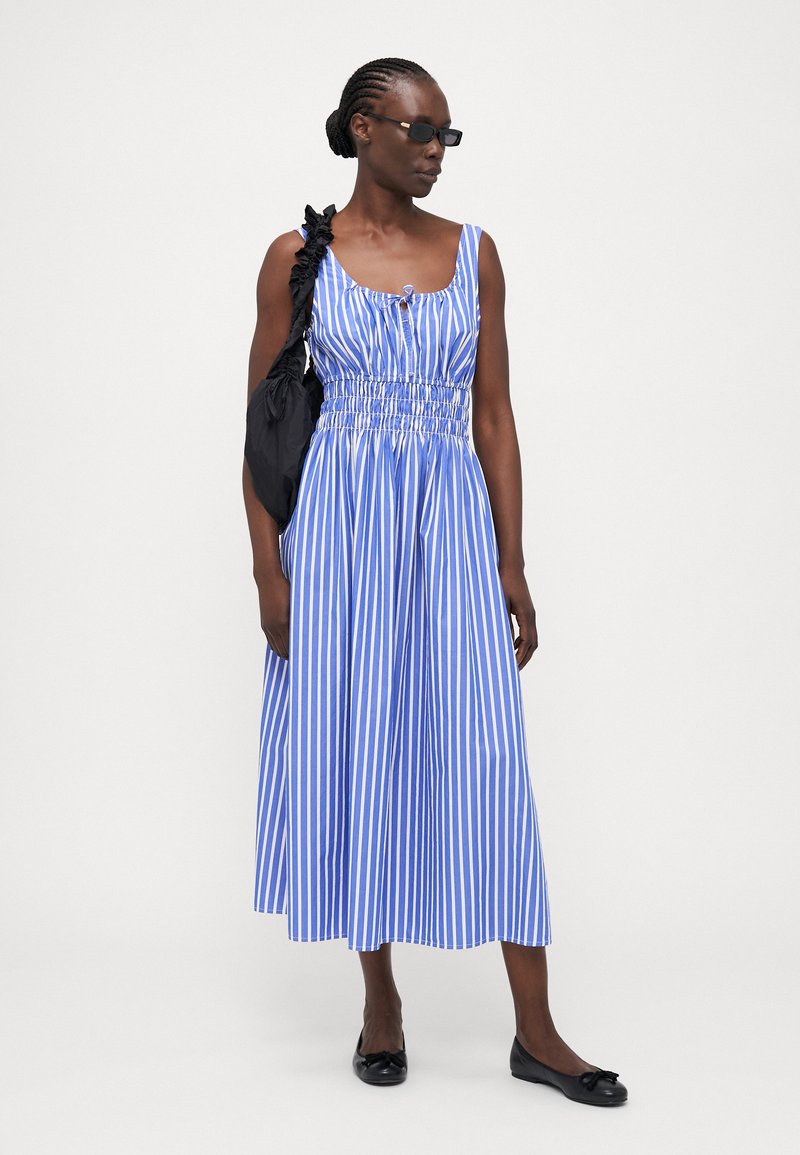 Gap Tall TIE SMOCKED MIDI DRESS - Day dress