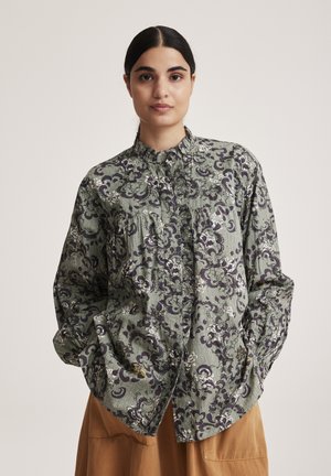 Odd Molly ARIENNE - Button-down blouse - cargo green