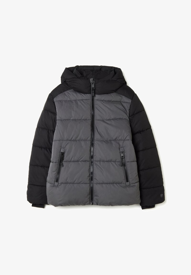 Giacca a vento con cappuccio, realizzata in tessuto nei toni del nero e grigio. Presenta sezioni trapuntate, tasche con zip e una zip frontale.