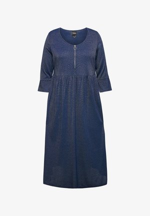 Marineblaues Kleid mit Dreiviertelärmeln, einem runden Ausschnitt und einem Reißverschluss vorne. Ausgestellter Rock mit einem subtilen, strukturierten Muster und Taillennaht.
