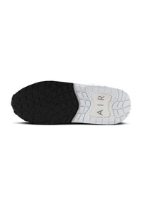 Nike Sportswear AIR MAX SOLO - Treniņu apavi - white pure/platinum black