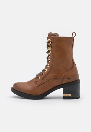 Lace-up ankle boots - cognac