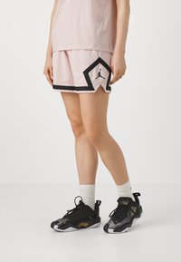 Jordan - DIAMOND SHORT 4IN - Sports shorts - particle beige/black Miniatyrbilde 1