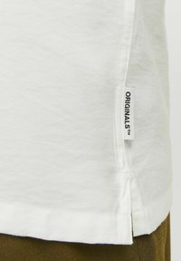 Jack & Jones HAWAII - Camisa - cloud dancer