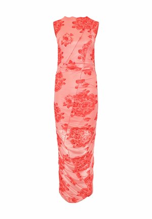 Vestido maxi sin mangas de color coral con estampado floral de rosas rojas y detalles fruncidos a lo largo de la falda.