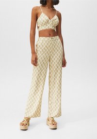 PULL&BEAR Broek - beige