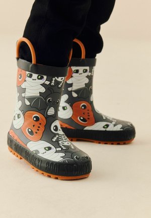 Next, HANDLE WELLIES.  - REGULAR FIT - Gummistiefel - black/orange halloween