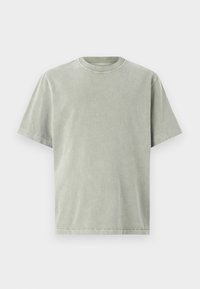 - T-shirt basic