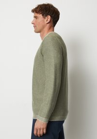 Marc O'Polo REGULAR  - Strickpullover - olive