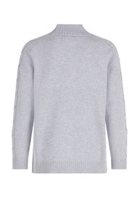 Grauer gestrickter Pullover mit hohem Kragen und geripptem Saum. Verfügt über strukturierte Seitendetails und lange Ärmel. Weiche, glatte Textur über das gesamte Material.