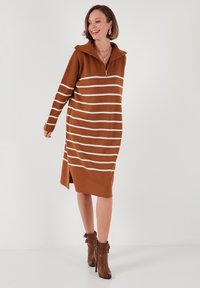 LELA REGULAR FIT - Sarafanas - d brown l stone