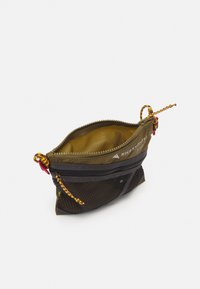 Klättermusen ALGIR ACCESSORY BAG SMALL - Borsa a tracolla - olive