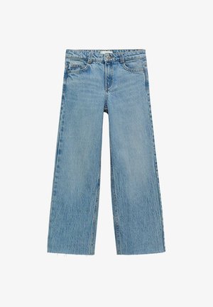 Svjetloplave ravne traperice s izbljeđenom teksturom, s gumbom za kopčanje, petljama za remen i stršivim rubom na gležnju.