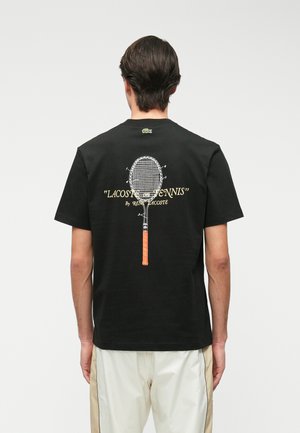 TH1425_001 - Camiseta estampada - black