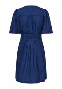 Robe bleu marine longueur genou avec manches courtes, détail taille froncée et coupe ample, vue de dos sur fond blanc.