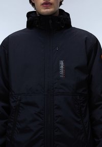 Thumbnail Image 4