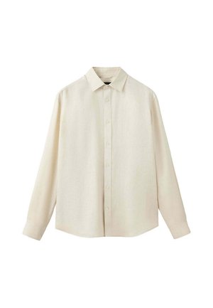 Camisa beige de manga larga con botones y cuello, mostrada sobre un fondo blanco.